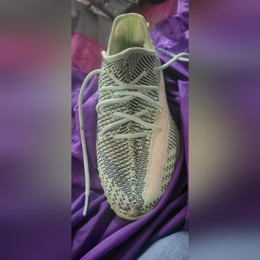 Adidas Size 9.5